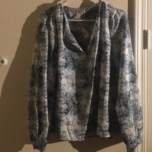 Long sleeve blouse
