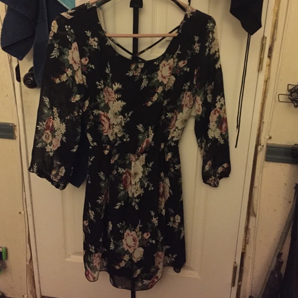 🆘SOLD🆘 - Picture 2 of 3