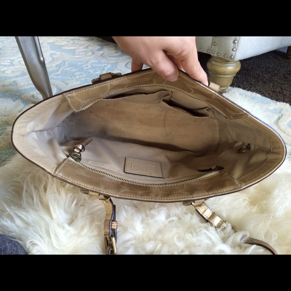 Authentic Gold Coach Bag - Picture 4 of 4