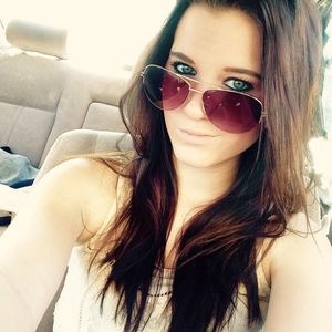 Meet your Posher, Annika