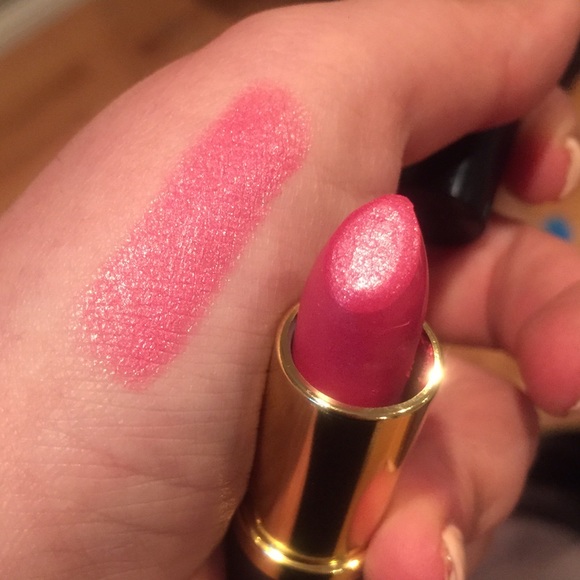 Estee lauder brand new lipstickS NEW COLORS UPβ€οΈπ₯ - Picture 3 of 4