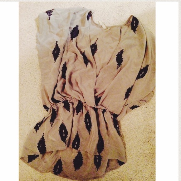 Macy's Tops - • Silk Blouse