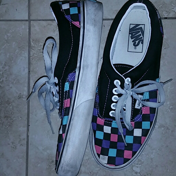 Vans - Picture 4 of 4