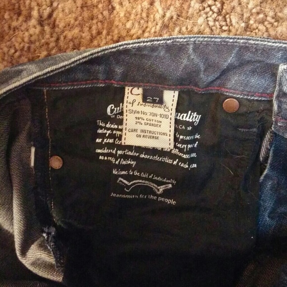 Jeans - Picture 3 of 3