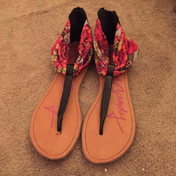 Sandals! - Picture 3 of 3