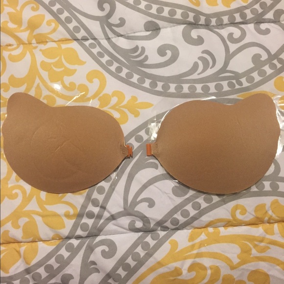 Sticky bra - Picture 2 of 3