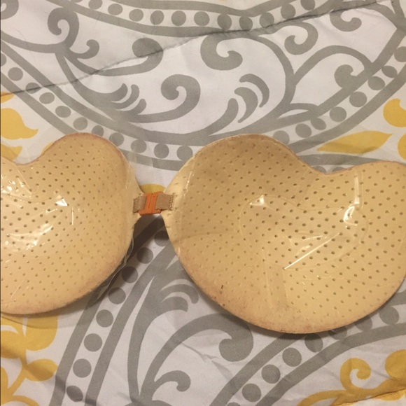 Sticky bra - Picture 3 of 3