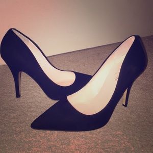 Kate Spade - licorice 5 1/2