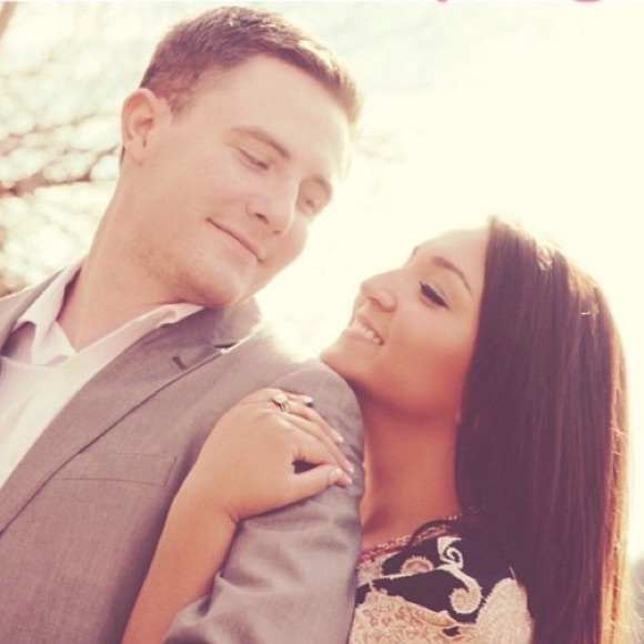 Meet your posher ๐๐ - Picture 2 of 3