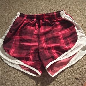 NIKE DRI FIT RUNNING SHORTS