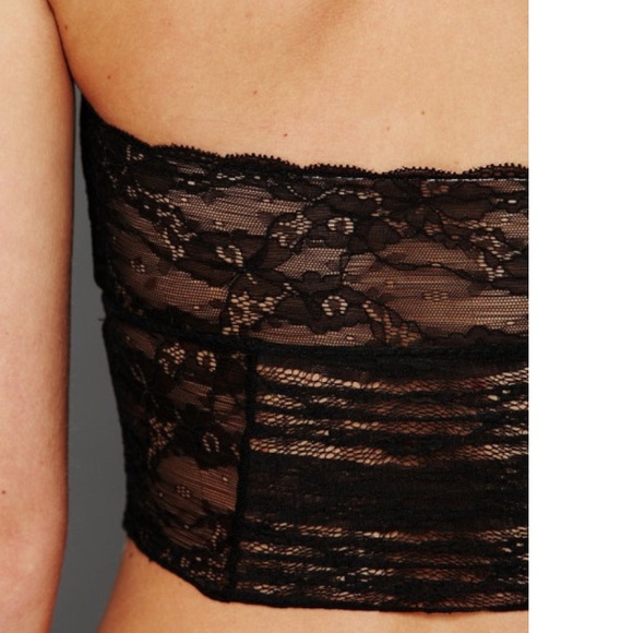 LAST CHANCE GONE 12/01💔Free People Lace Crop Top - Picture 2 of 2