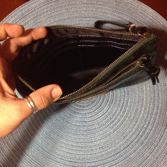 Simply Very by Vera Wang clutch - Picture 3 of 4