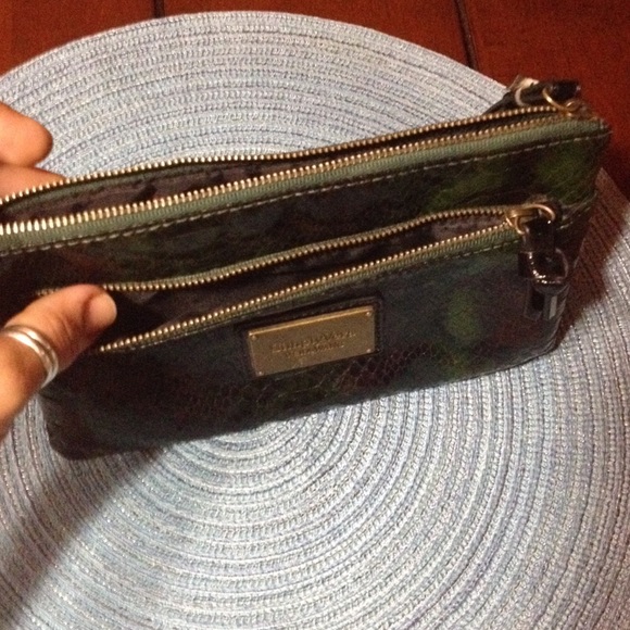 Simply Very by Vera Wang clutch - Picture 4 of 4