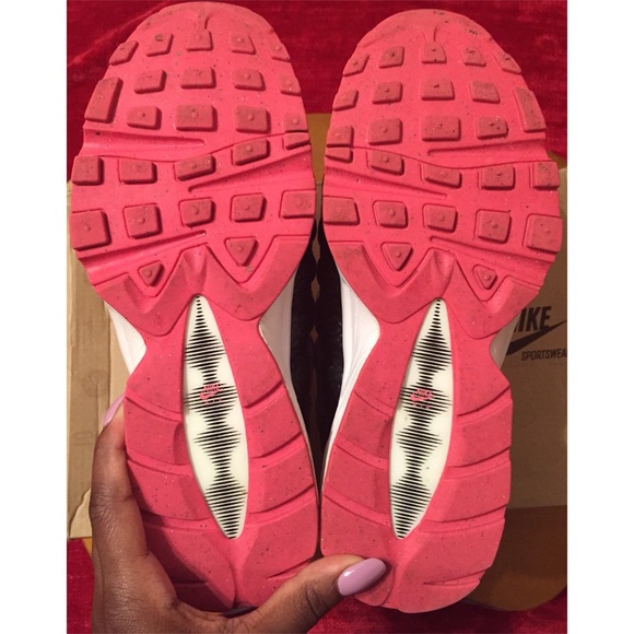 SOLD- Air Max '95 Women's 6.5 - Picture 3 of 4