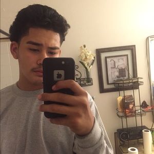 Meet your Posher, Elias