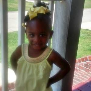 Meet your Posher, Constance