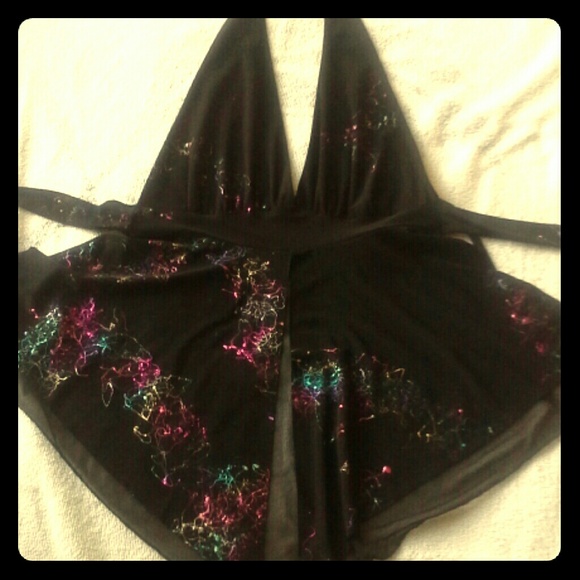 ecco mi
 Tops - Backless halter