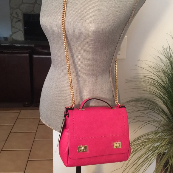 Zara Pink Mini Messenger Bag With Gold Chain