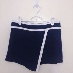 Forever 21 Navy Skort (Skirt w/ Shorts Underneath)