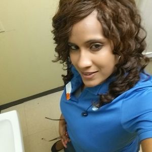 Meet your Posher, Marissa