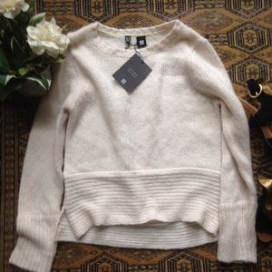 Insight51 Sweater