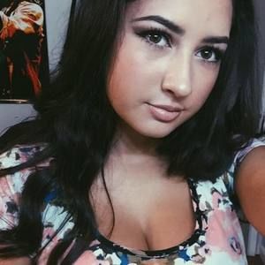 Meet your Posher, Veronica