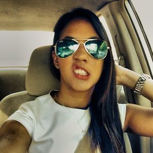 Meet your Posher, Ney