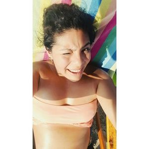 Meet your Posher, Marissa