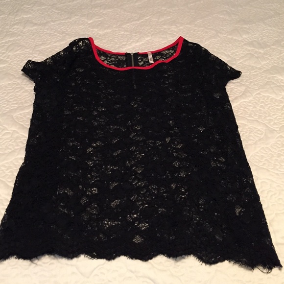 Black lace short sleeve shirt