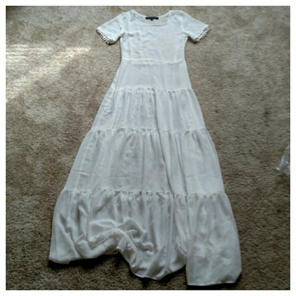 *Sold* FL&L Sombrero Maxi Dress - Picture 3 of 3