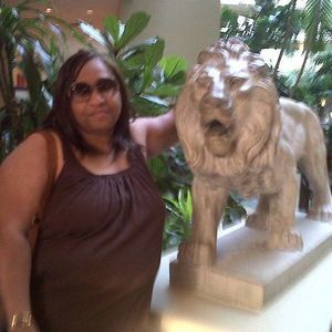 Meet your Posher, Frances