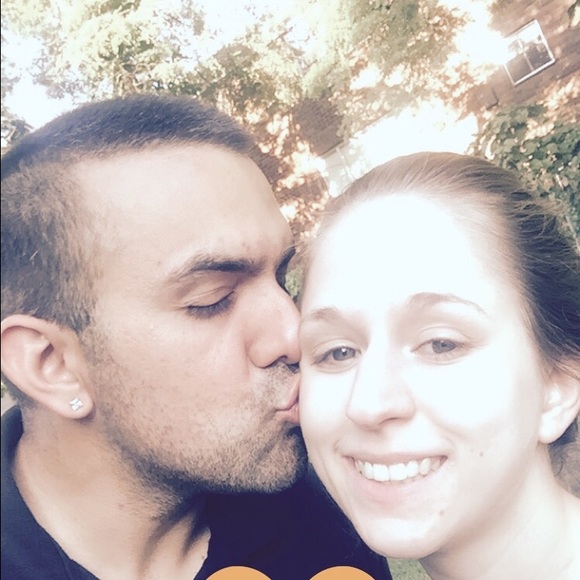 Meet your Posher, Serena! - Picture 3 of 4