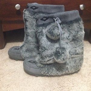 Fuzzy boots