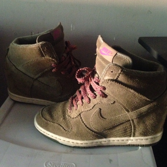 Nike High Heels Sz 8 - Picture 2 of 4