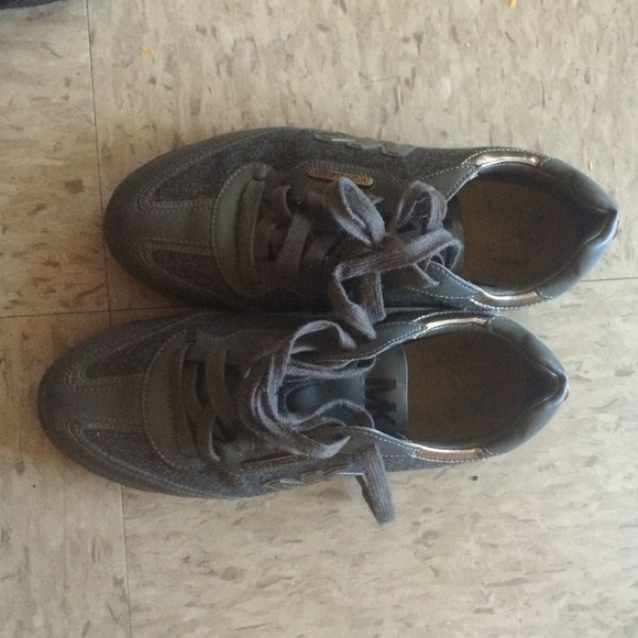 📛sold on Ⓜ️ercari📛 Michael kors sneakers