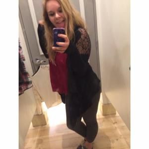 Meet your Posher, Kaitlin