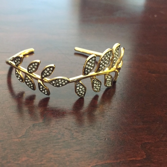 Stella & dot Ivie bangle