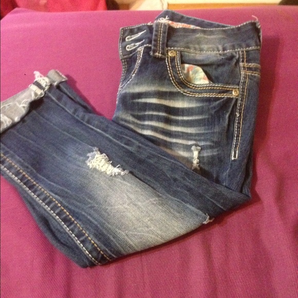 Jean Capri - Picture 2 of 5