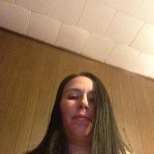 Meet your Posher, Angie