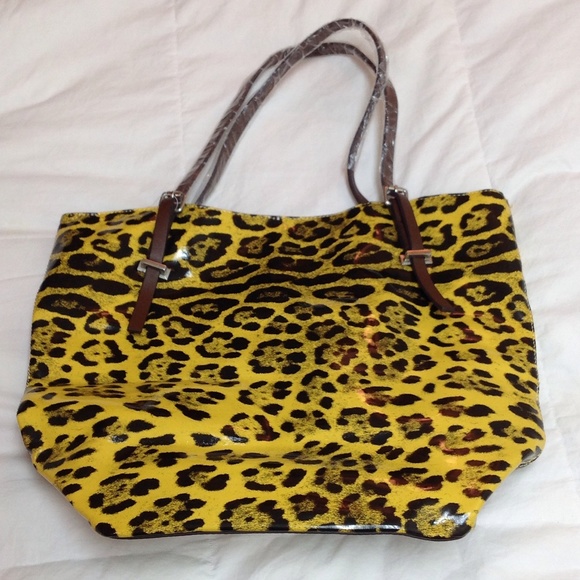 Large shoulder bag
