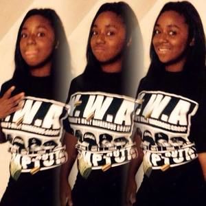 Meet your Posher, Nyla