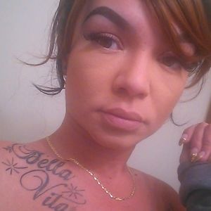 Meet your Posher, Karine