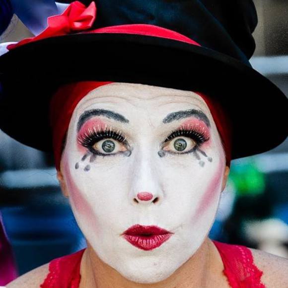 Meet your Posher, Brandee - Picture 2 of 2