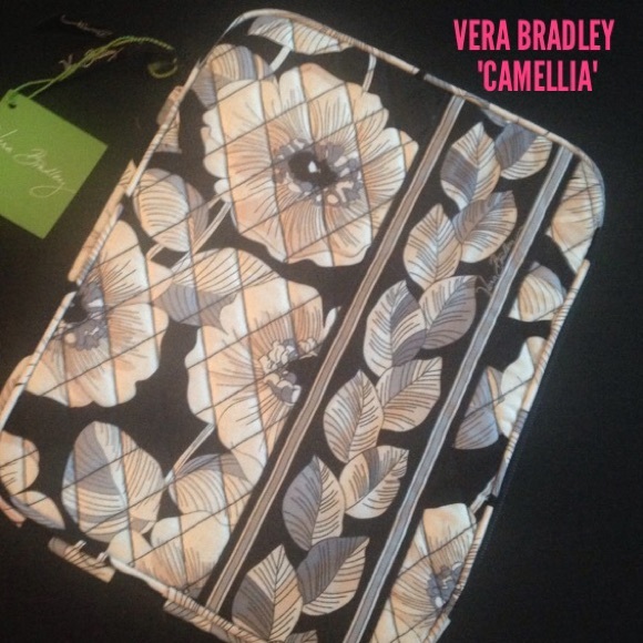 Brand New Vera Bradley tablet sleeve in "Camellia"