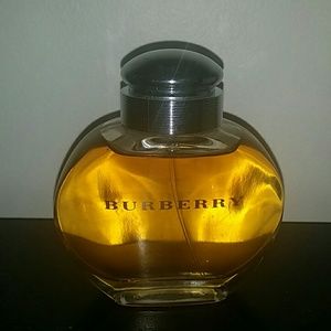Burberry purfume