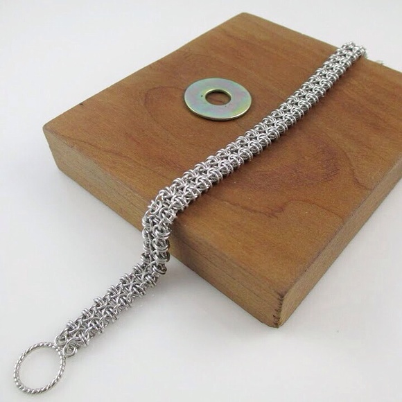 Small Modern Style Byzantine Chainmaille Bracelet - Picture 2 of 4