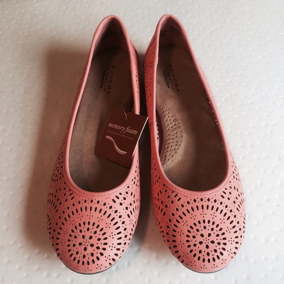 Sonoma Shoes - peach flats.