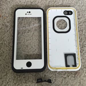 iPhone 5c Lifeproof Case