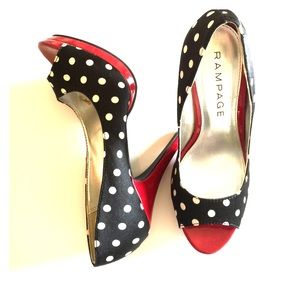 Polka dot platform heel
