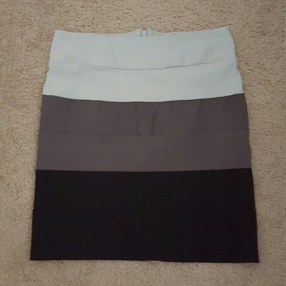 Color block skirt